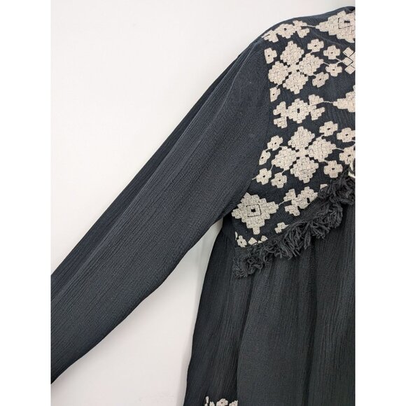 Mossimo Peasant Top Women Size M Crinkle Gauze Embroidered Boho Tassels Festival - Picture 6 of 12